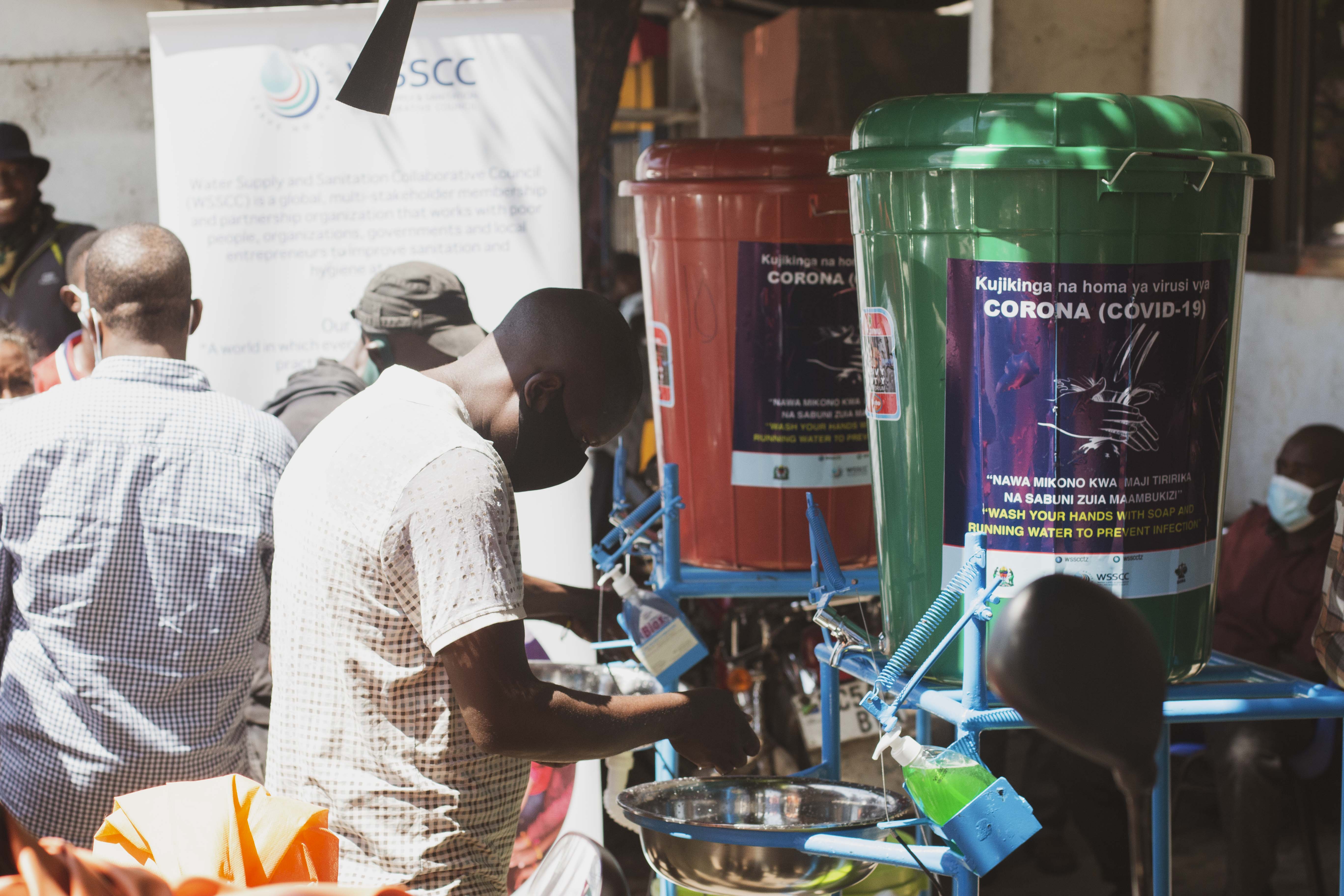 Just like soap and water, innovation doesn’t need large machines or automation. Photograph: FREME/PR/SHF archives©